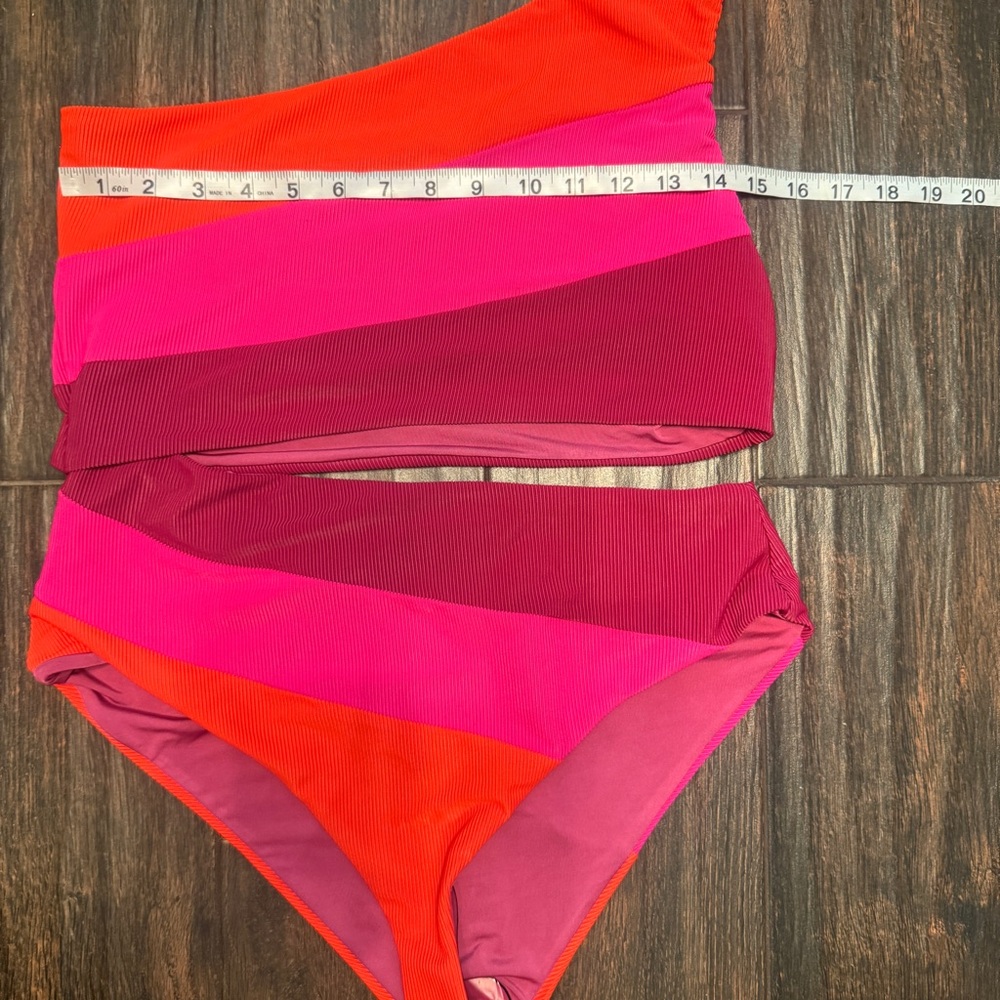 Beach Riot Swimsuit - Picture 8 of 8